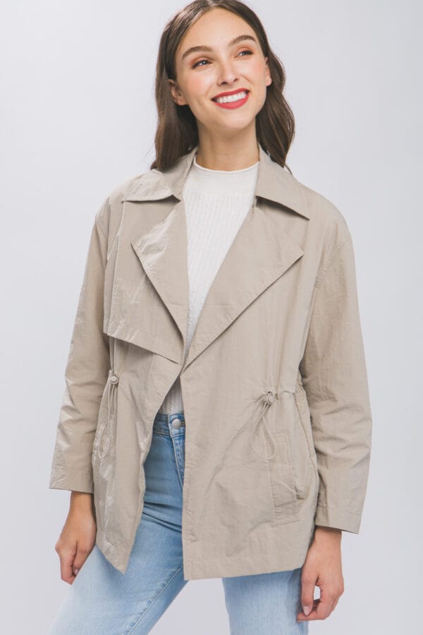 Chaqueta ligera con cordones ajustables - Image 22