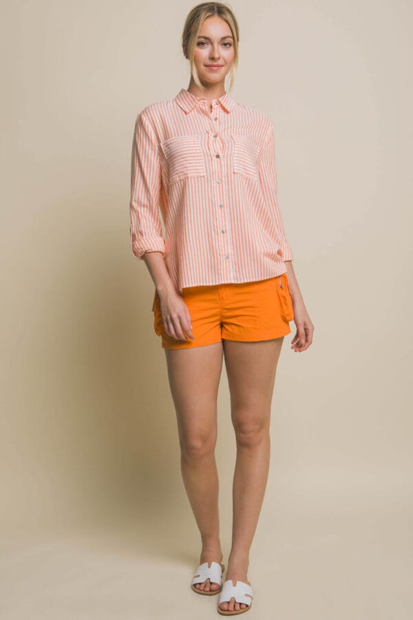 Blusa de rayas con bolsillos frontales - Image 16