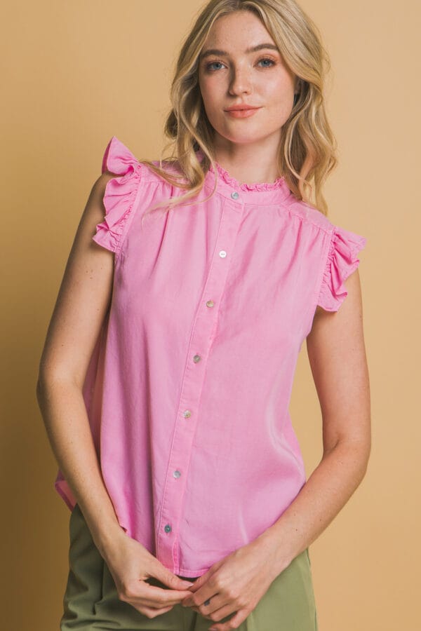 Blusa de mezclilla sin mangas con olanes - Image 21