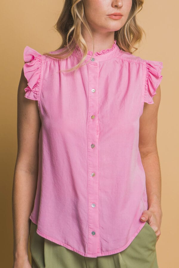 Blusa de mezclilla sin mangas con olanes - Image 23