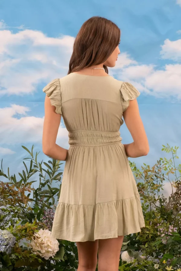 Vestido corto con mangas de olanes y escote en V - Image 22