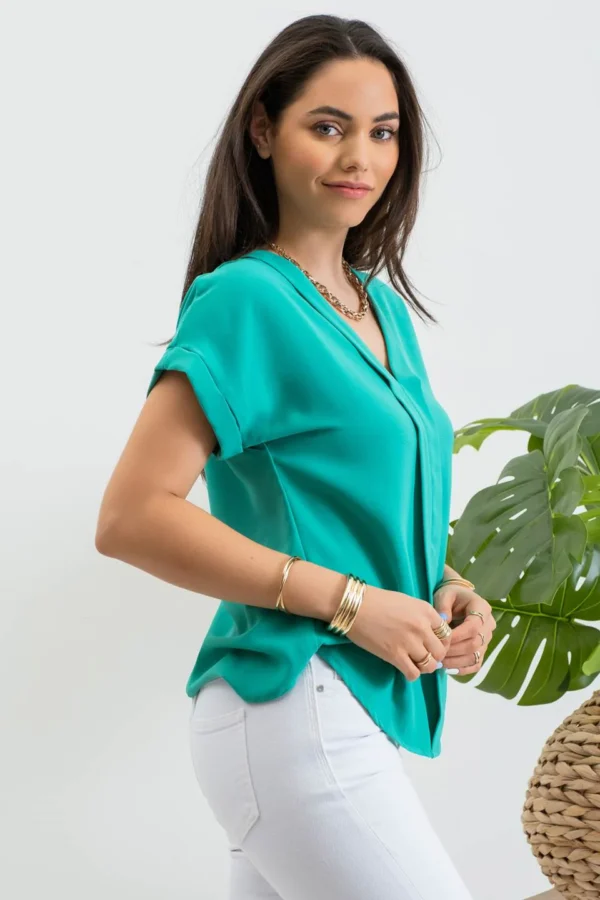 Blusa de Seda Fucsia con Escote en V - Image 19