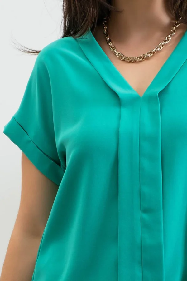Blusa de Seda Fucsia con Escote en V - Image 20
