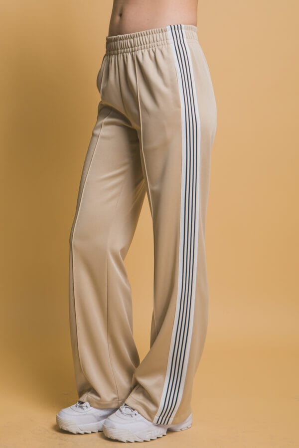 Pantalón deportivo tipo jogger para mujer - Image 2