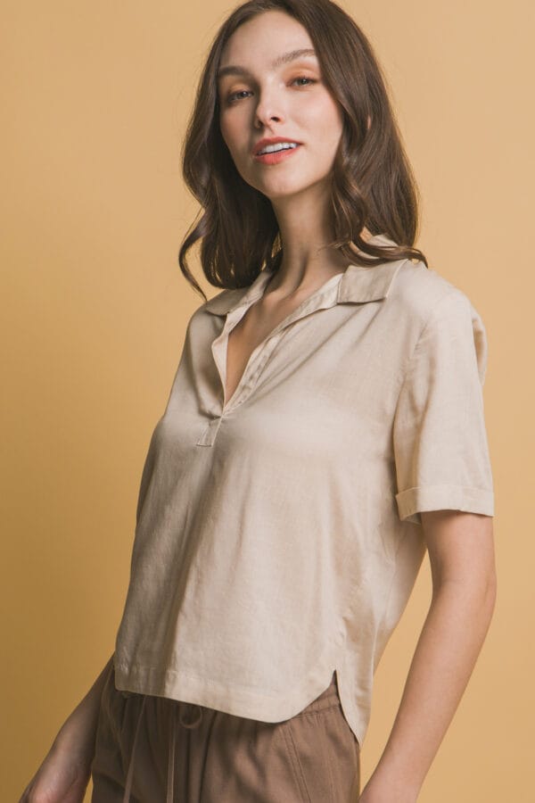 Blusa casual cuello V manga corta para mujer - Image 9
