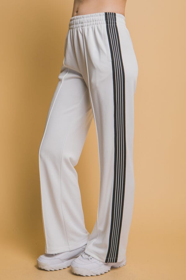 Pantalón deportivo tipo jogger para mujer - Image 10