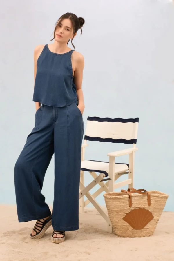 Top de mezclilla con tirantes ajustables - Image 6
