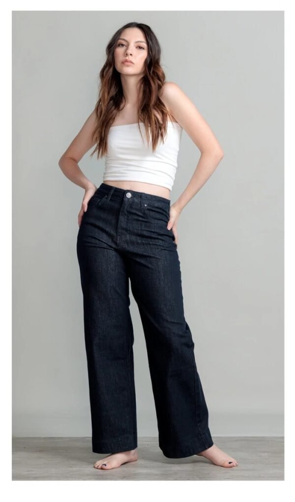 Pantalón de mezclilla azul oscuro pierna recta para mujer