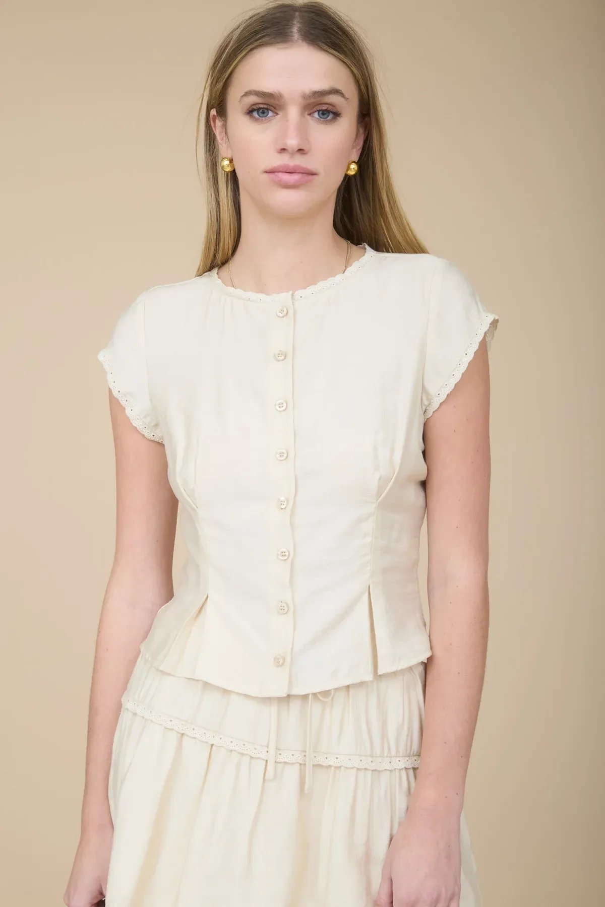 Blusa Blanca Con Botones Y Bordados Elegante Para Mujer - Image 6