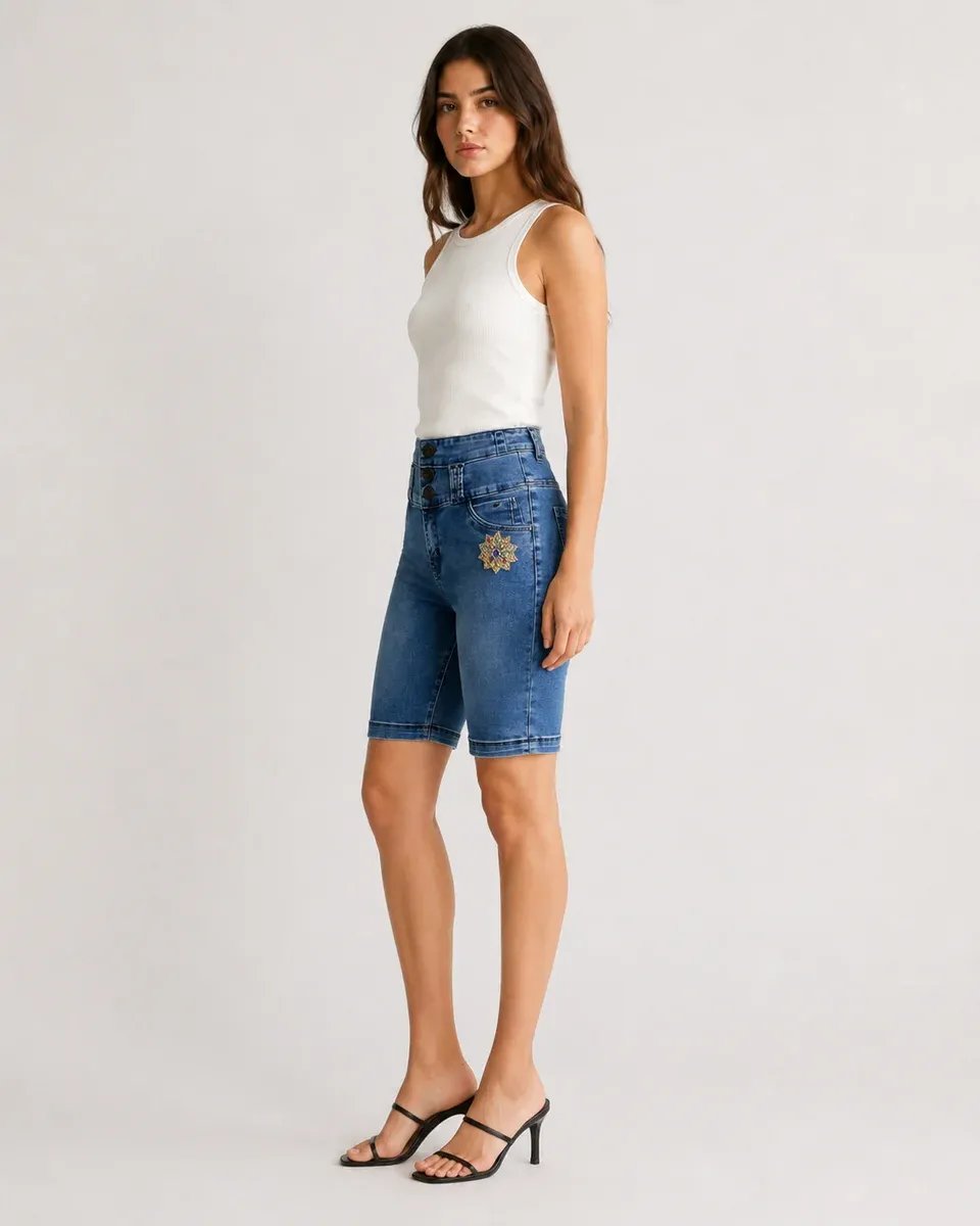 Bermuda de Mezclilla Tiro Alto con Bordado Floral para Mujer - Image 7