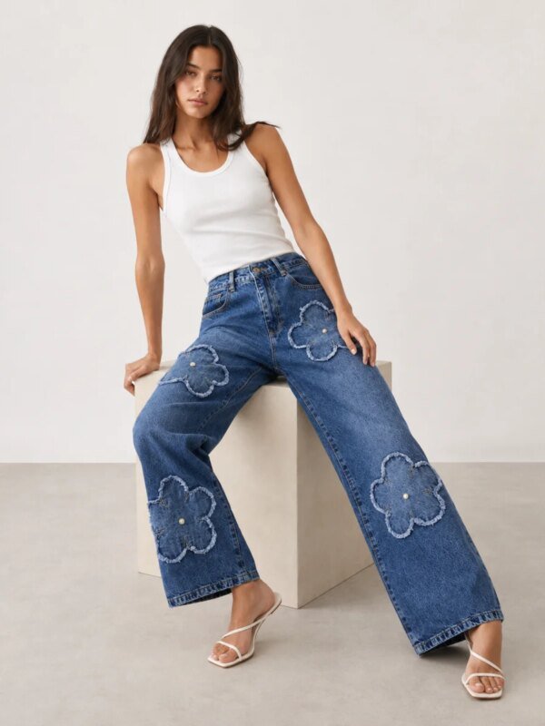 Jeans Wide Leg Con Flores Bordadas Azul Denim Para Mujer