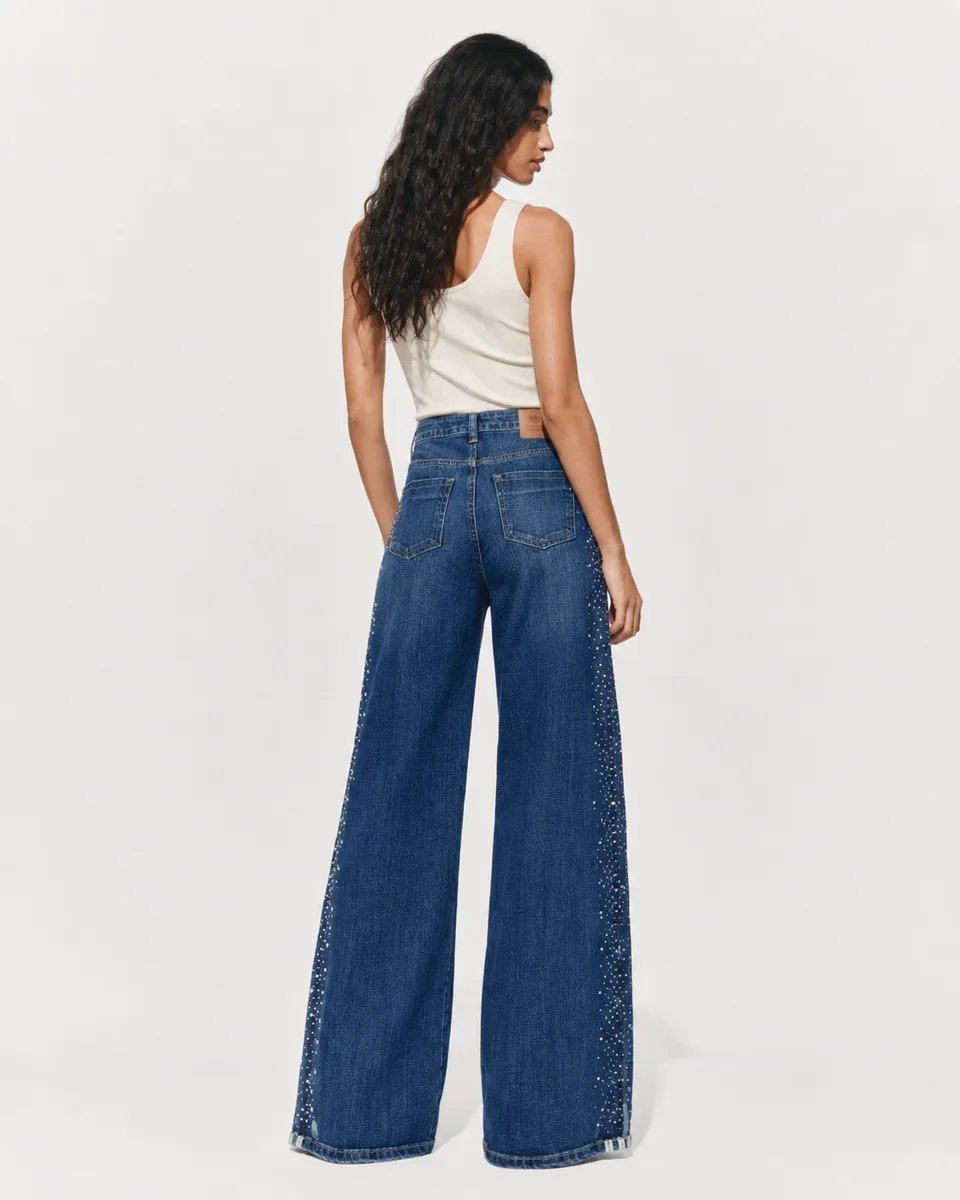 Jeans Anchos Acampanados con Pedreria Lateral para Mujer - Image 4