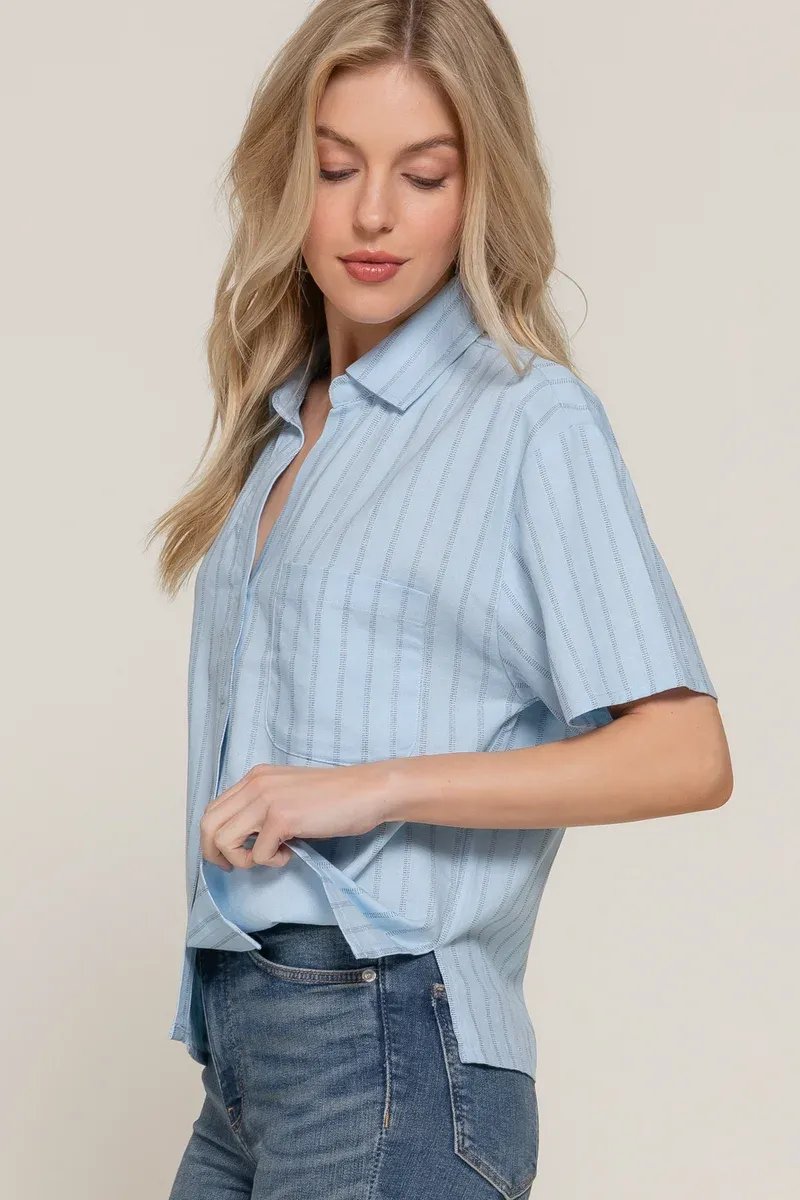 Camisa Rayada Manga Corta Azul Celeste Para Mujer Estilo Casual - Image 6