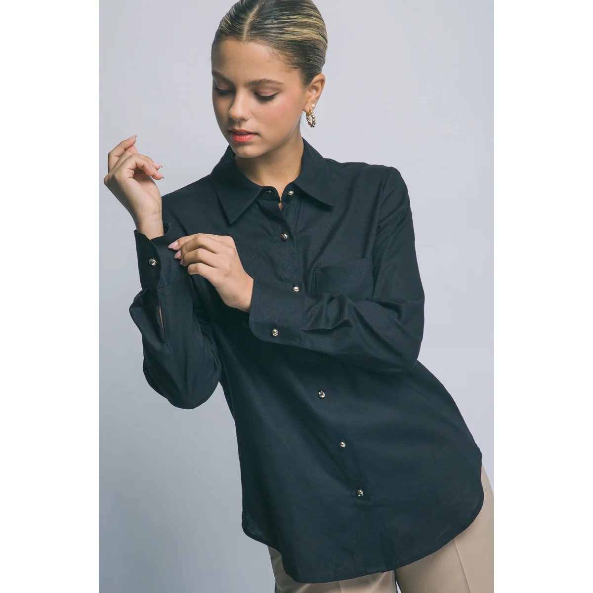Camisa Lino Azul Cielo Oversize Manga Larga para Mujer - Image 8