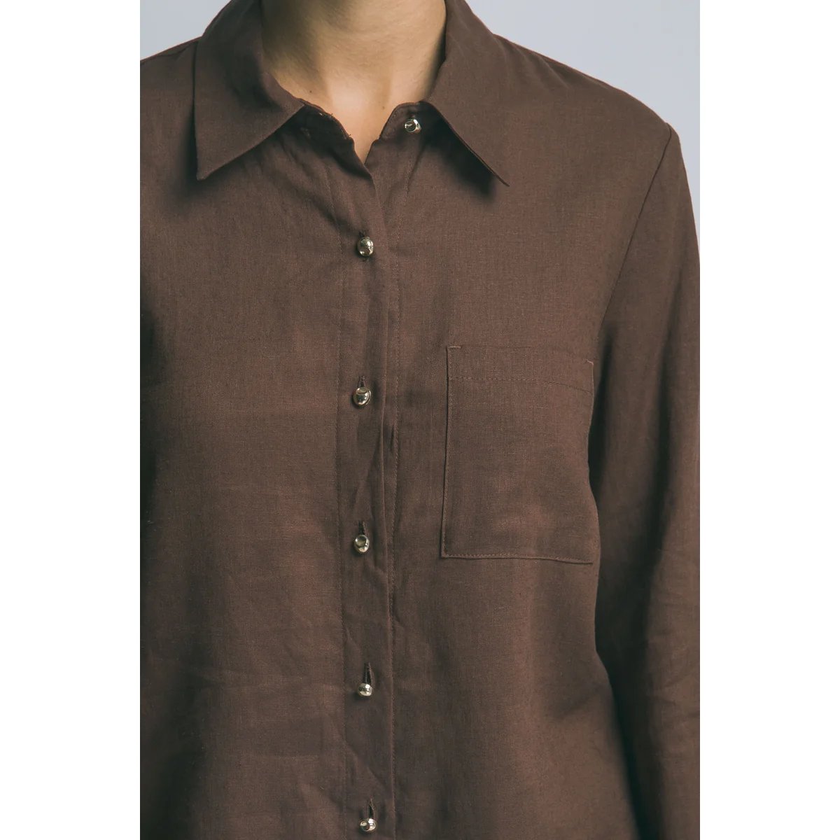 Camisa Lino Azul Cielo Oversize Manga Larga para Mujer - Image 32