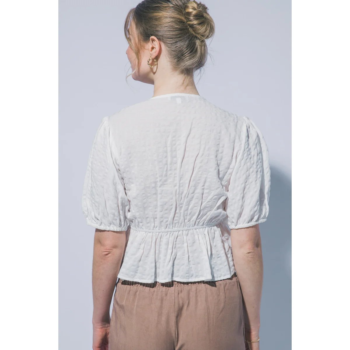 Blusa Bohemia Amarilla Con Bordados Y Lazos Para Mujer - Image 5