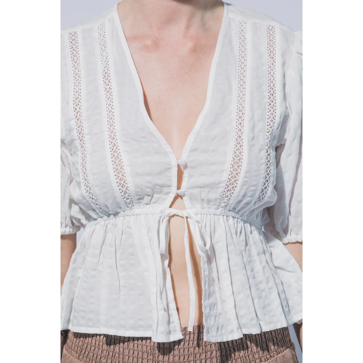 Blusa Bohemia Amarilla Con Bordados Y Lazos Para Mujer - Image 9