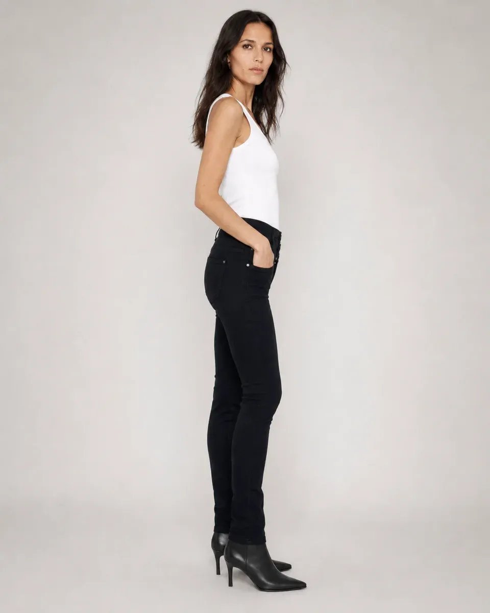 Jeans Colombiano Fit Tiro Alto Negro Para Mujer - Image 9
