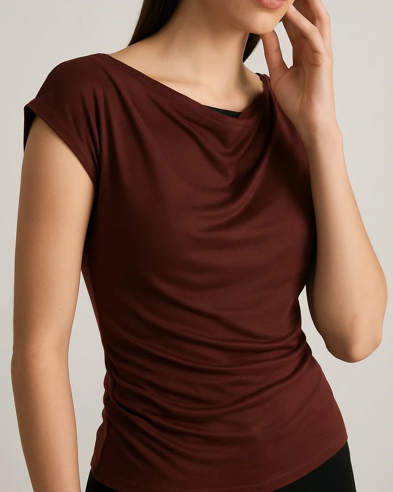 Blusa Drapeada Escote Barco con Fruncidos Laterales para Mujer - Image 9