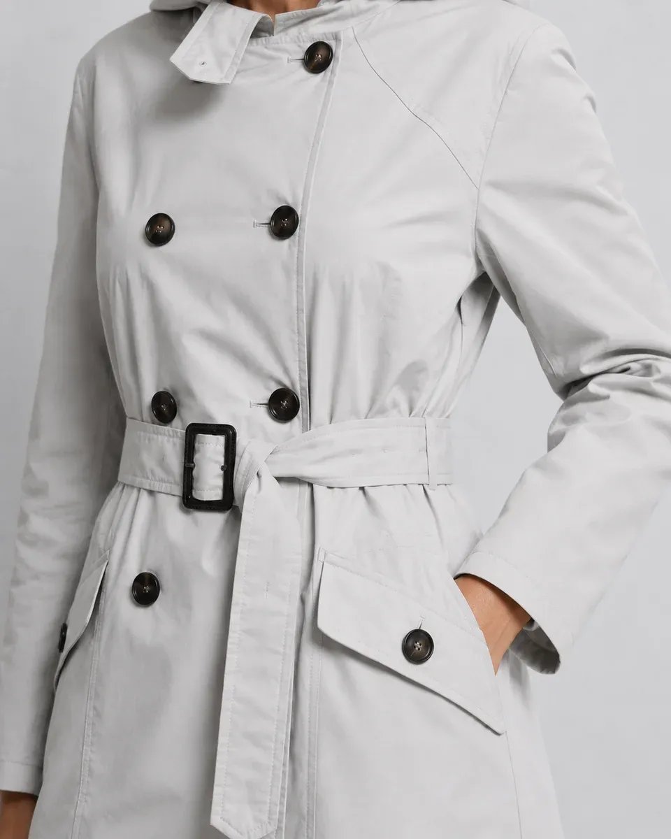 Gabardina Roja con Capucha Doble Botonadura Clásica para Mujer - Image 8