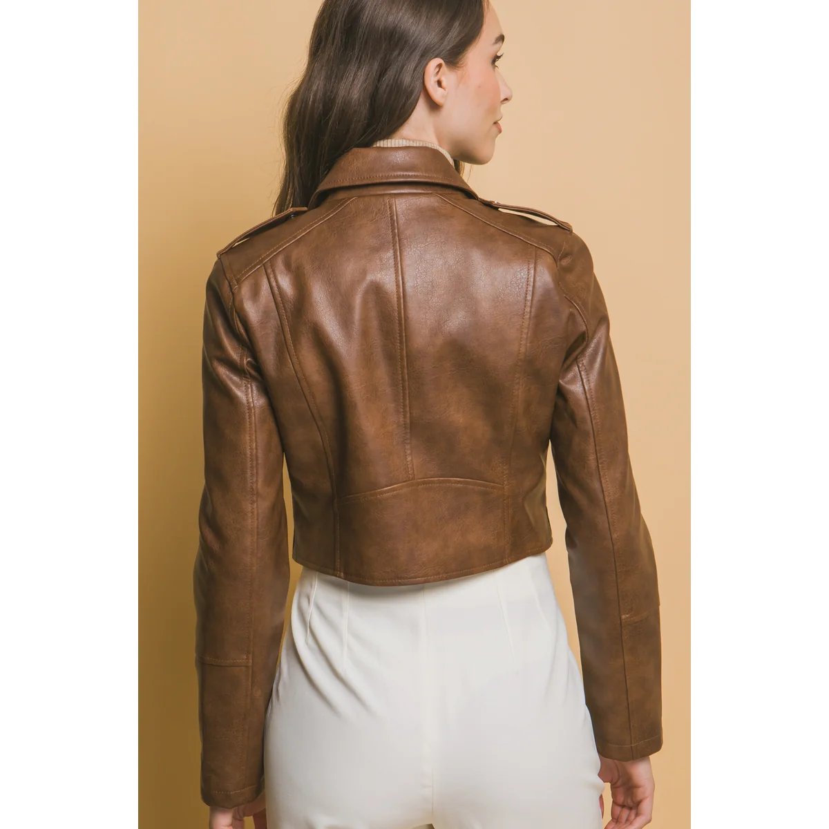Chamarra de Cuero Estilo Biker con Solapa para Mujer - Image 28