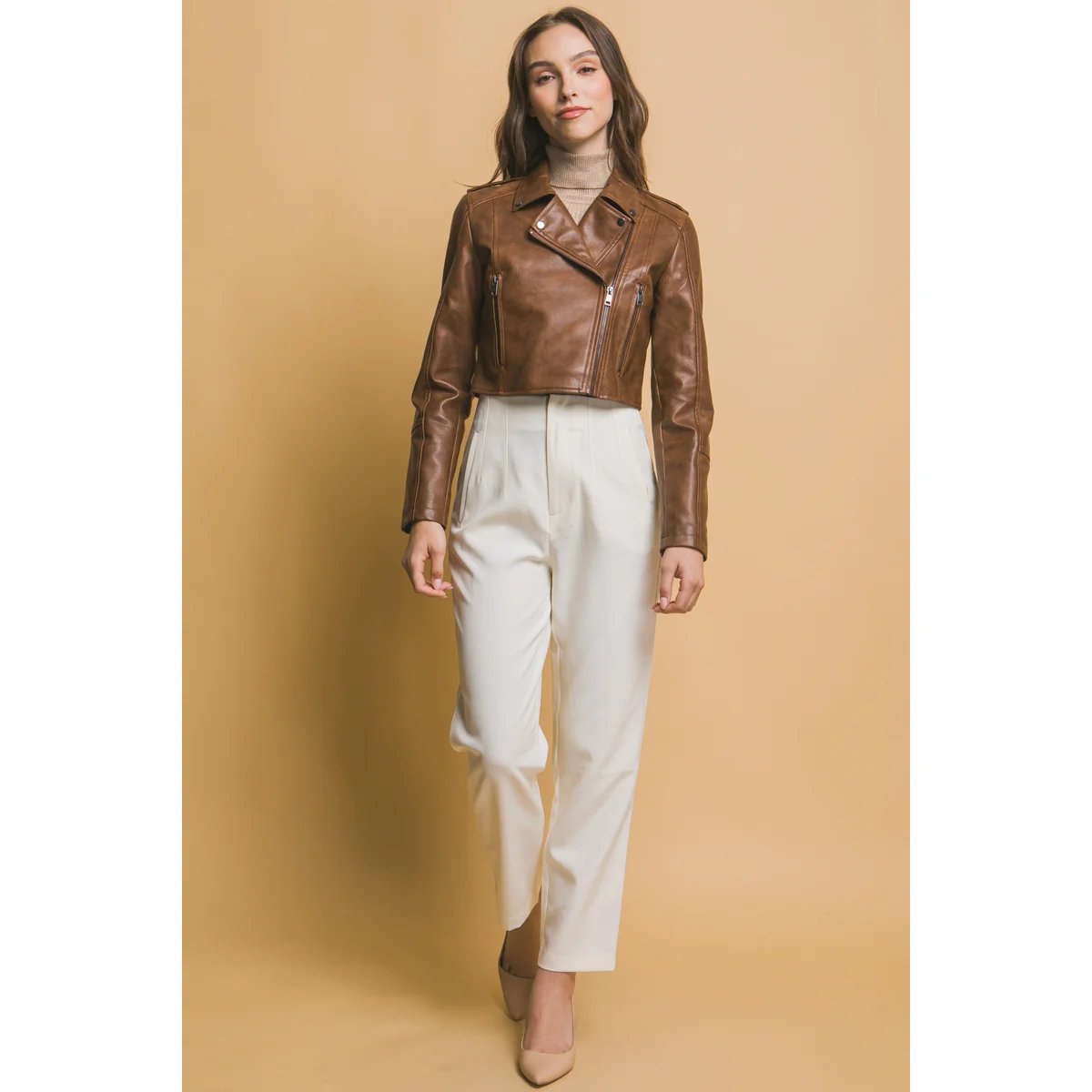 Chamarra de Cuero Estilo Biker con Solapa para Mujer - Image 29