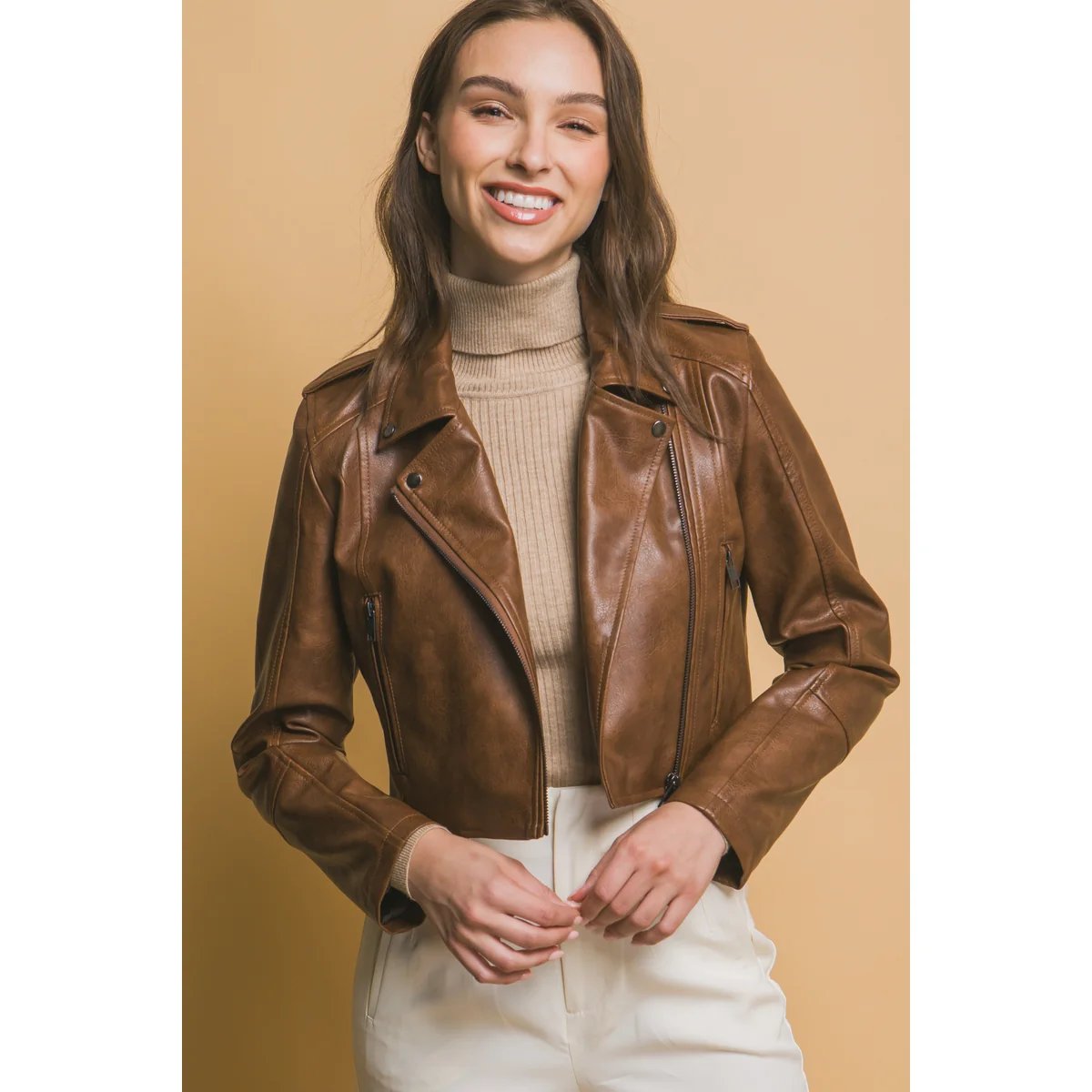 Chamarra de Cuero Estilo Biker con Solapa para Mujer - Image 32