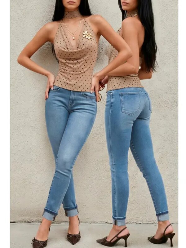 Jeans Skinny Azul Claro Con Dobladillo Para Mujer Corte Entubado