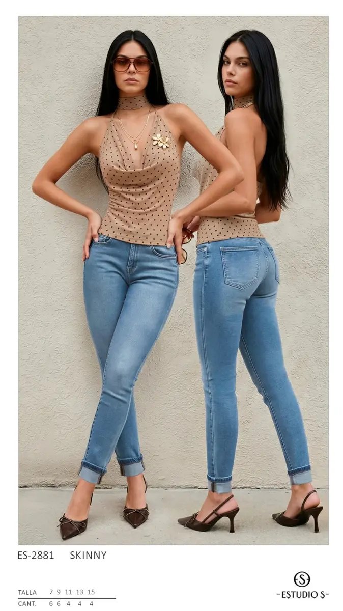 Jeans Skinny Azul Claro Con Dobladillo Para Mujer Corte Entubado