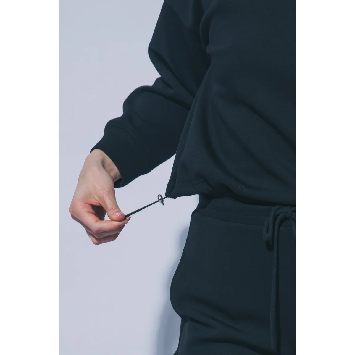 Sudadera Oversize Blanca con Cordón Ajustable para Mujer - Image 11