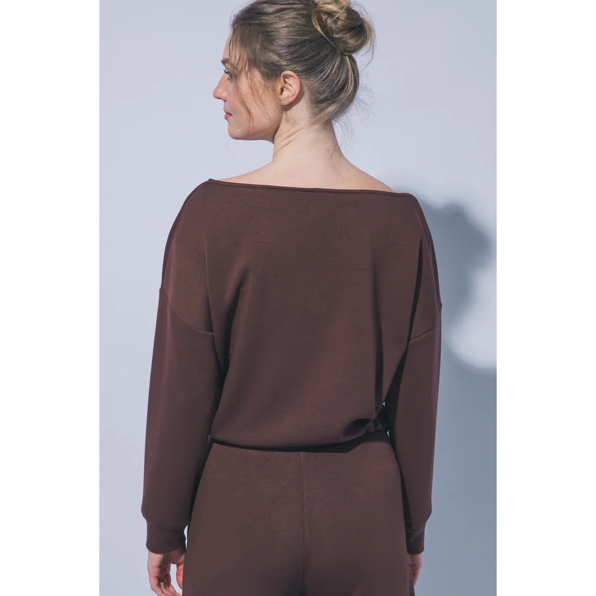 Sudadera Oversize Blanca con Cordón Ajustable para Mujer - Image 21