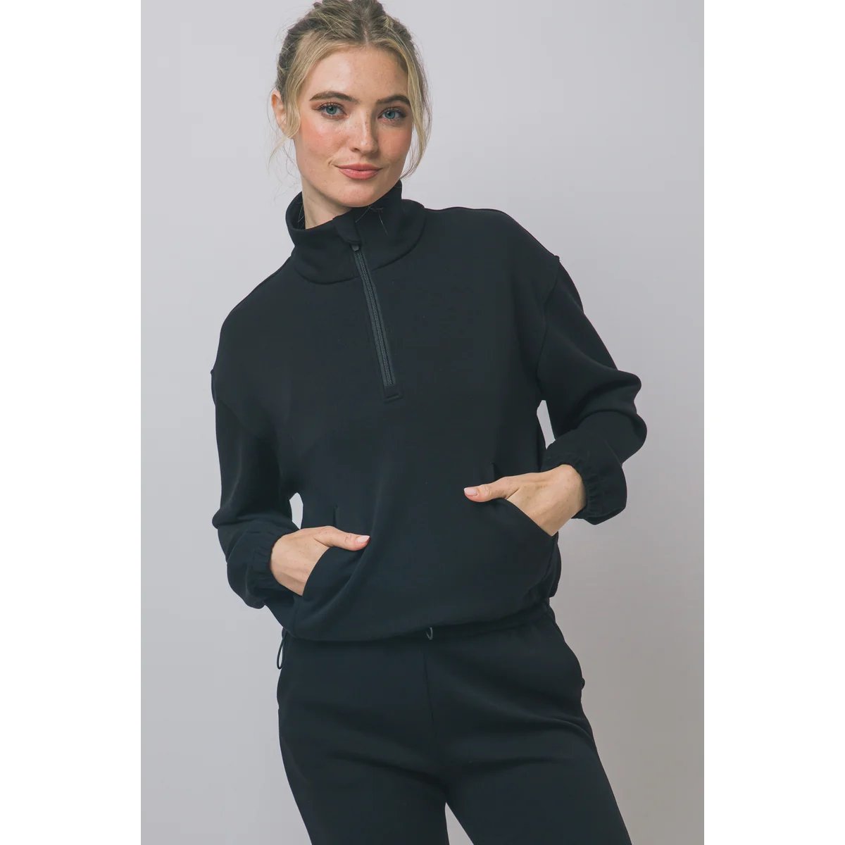Sudadera Cropped Oversize con Cordón Ajustable en Blanco para Mujer - Image 3