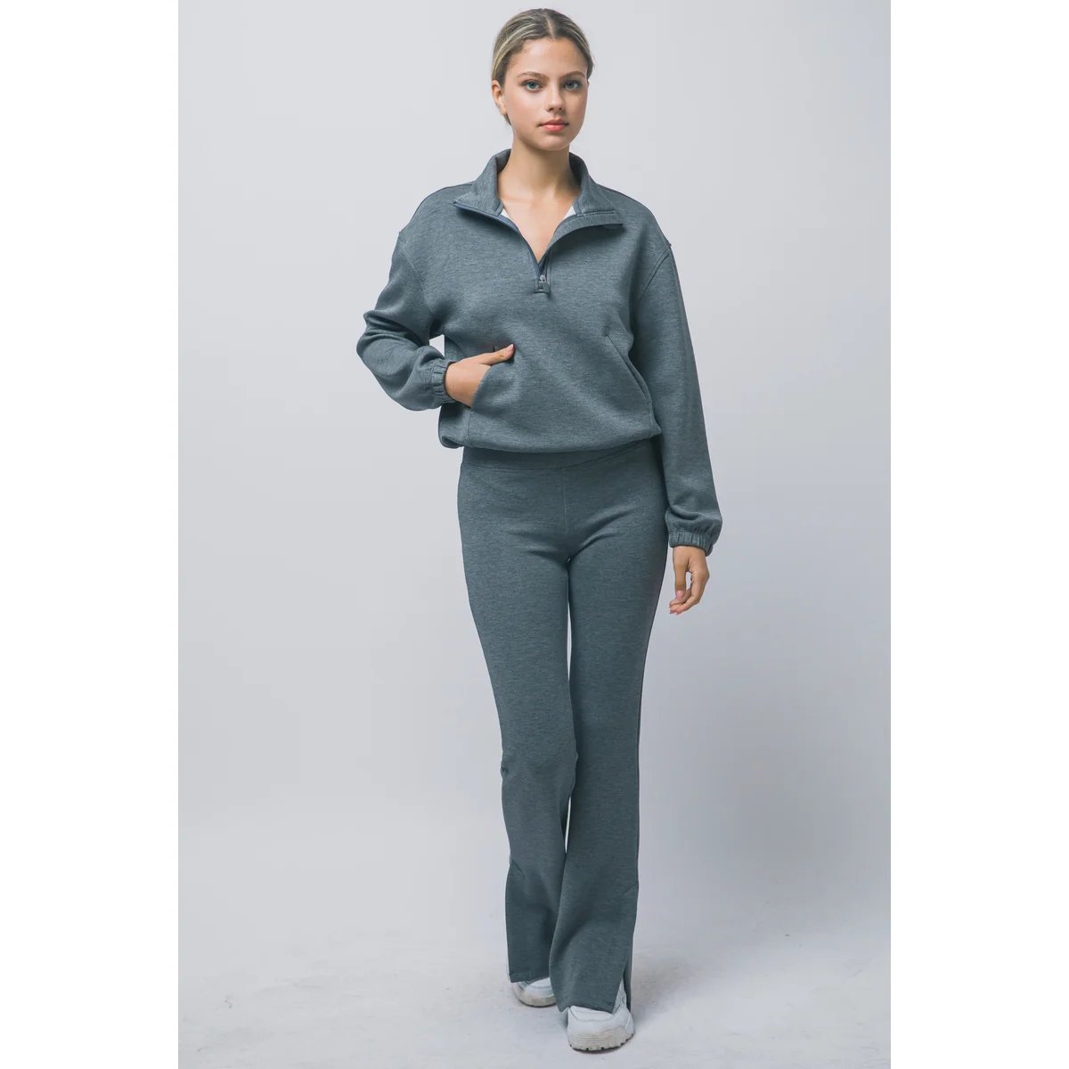 Sudadera Cropped Oversize con Cordón Ajustable en Blanco para Mujer - Image 15