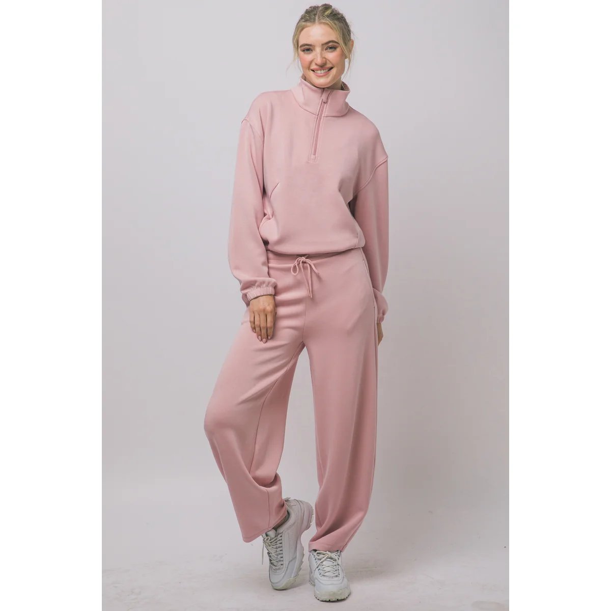 Sudadera Cropped Oversize con Cordón Ajustable en Blanco para Mujer - Image 24