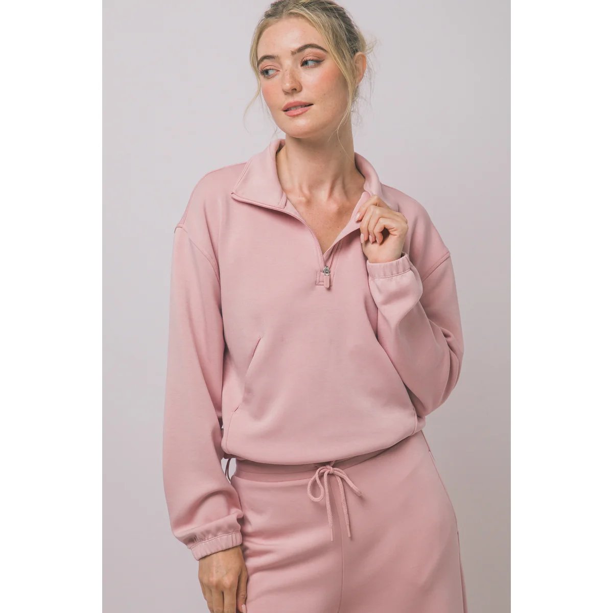 Sudadera Cropped Oversize con Cordón Ajustable en Blanco para Mujer - Image 25