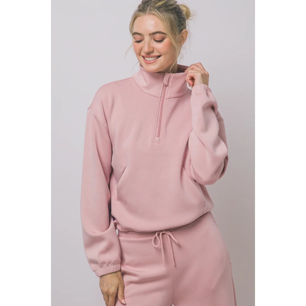 Sudadera Cropped Oversize con Cordón Ajustable en Blanco para Mujer - Image 26
