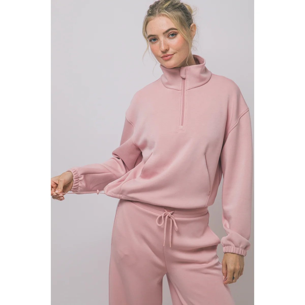 Sudadera Cropped Oversize con Cordón Ajustable en Blanco para Mujer - Image 27