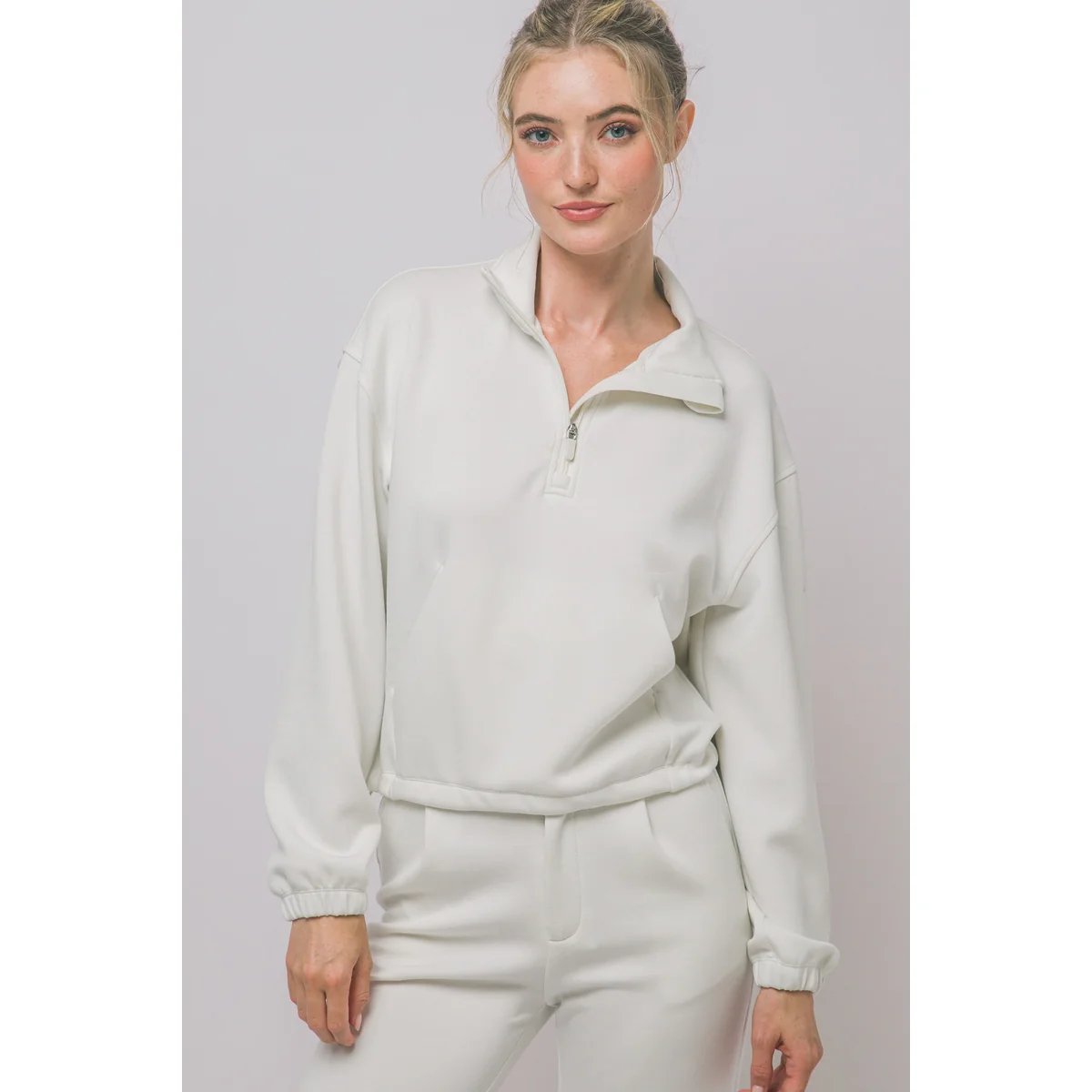Sudadera Cropped Oversize con Cordón Ajustable en Blanco para Mujer - Image 34