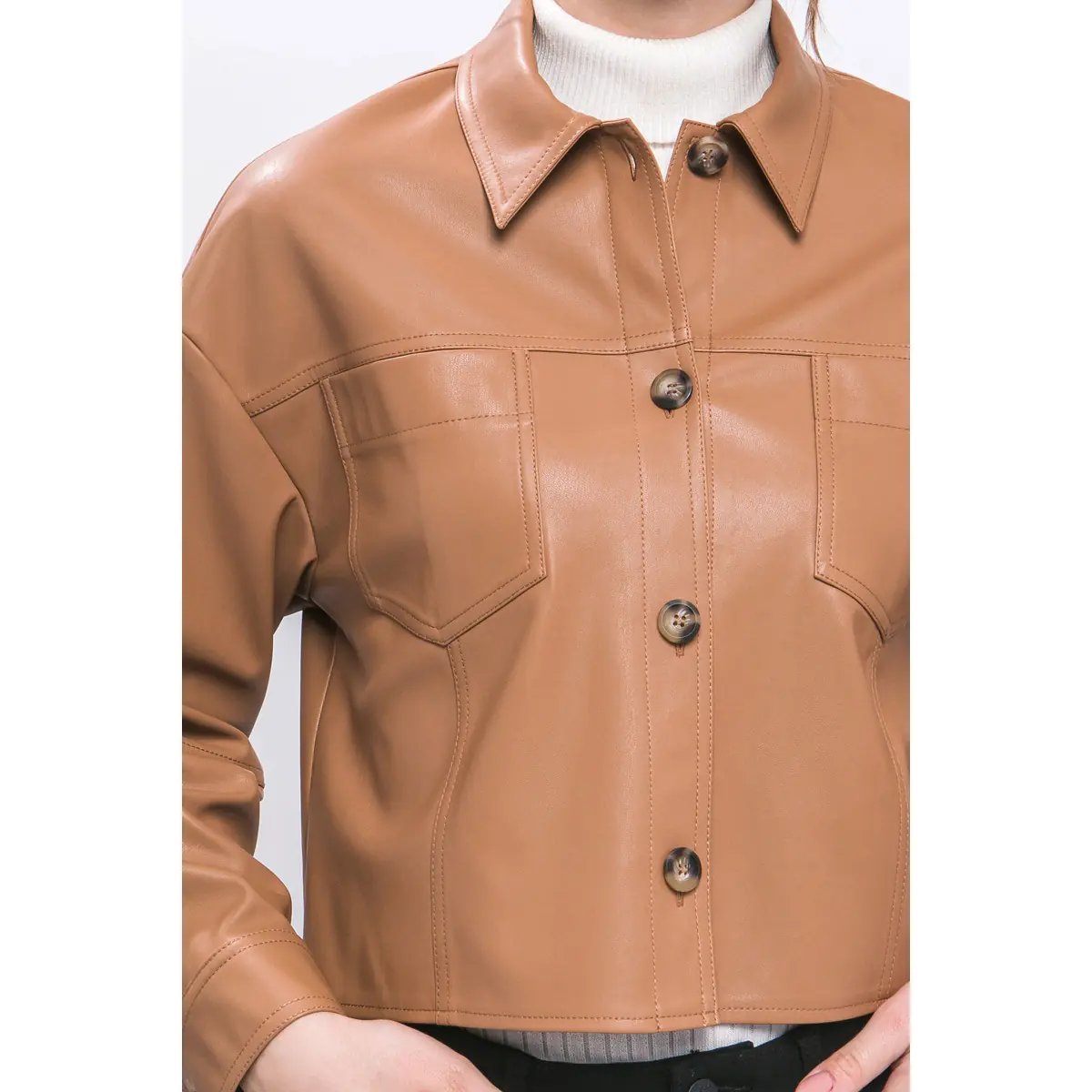 Chamarra Crop de Vinil Vino con Botones para Mujer - Image 23