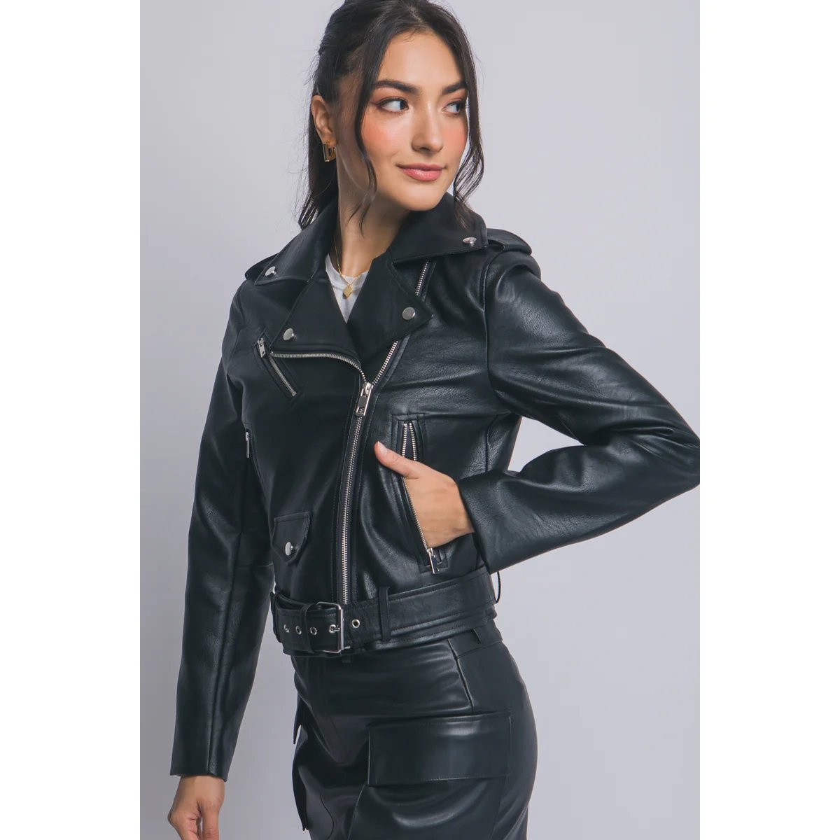 Chamarra Biker de Piel Sintética Café Oscuro para Mujer - Image 4