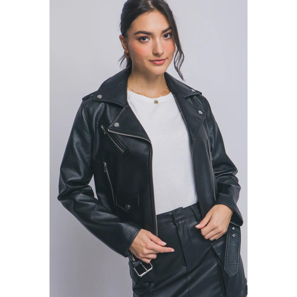 Chamarra Biker de Piel Sintética Café Oscuro para Mujer - Image 11