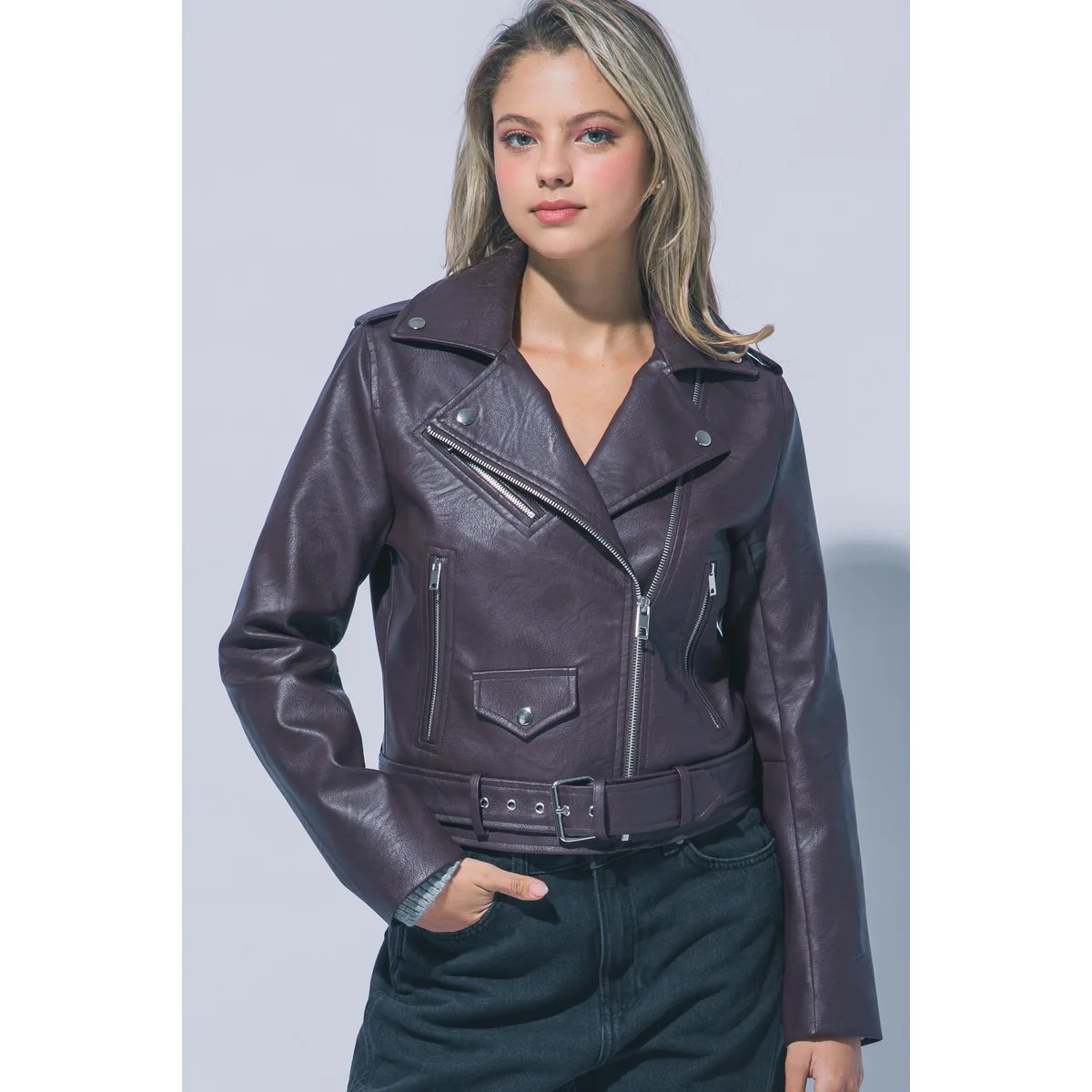 Chamarra Biker de Piel Sintética Café Oscuro para Mujer - Image 24