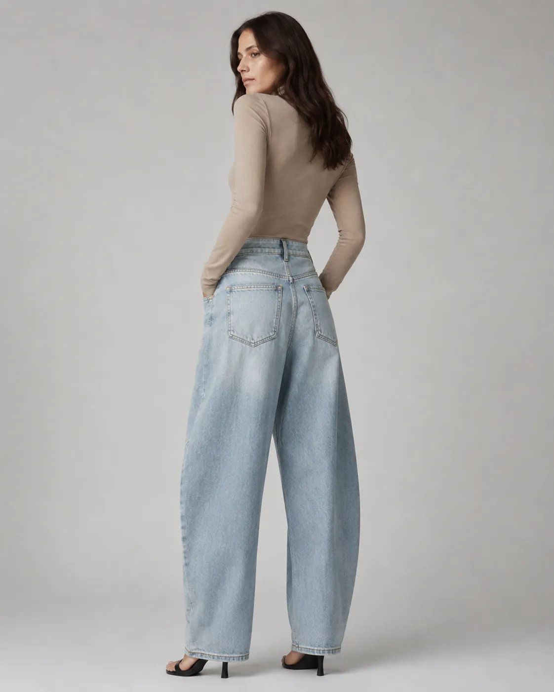 Jeans Barrel Fit de Mezclilla Clara Tiro Alto para Mujer - Image 6