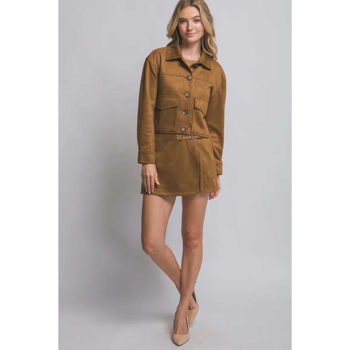 Chamarra Cropped de Faux Suede Negra con Botones para Mujer - Image 16