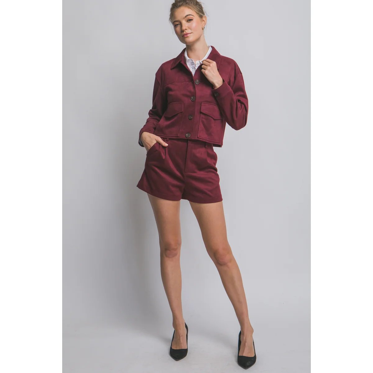 Chamarra Cropped de Faux Suede Negra con Botones para Mujer - Image 25