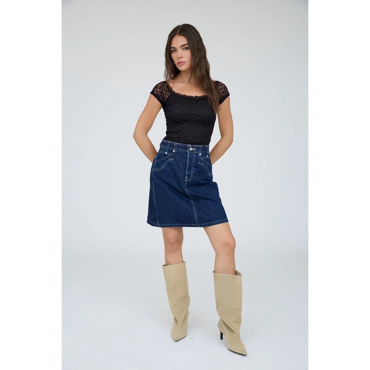 Blusa Off Shoulder de Encaje Romántica y Elegante para Mujer - Image 15