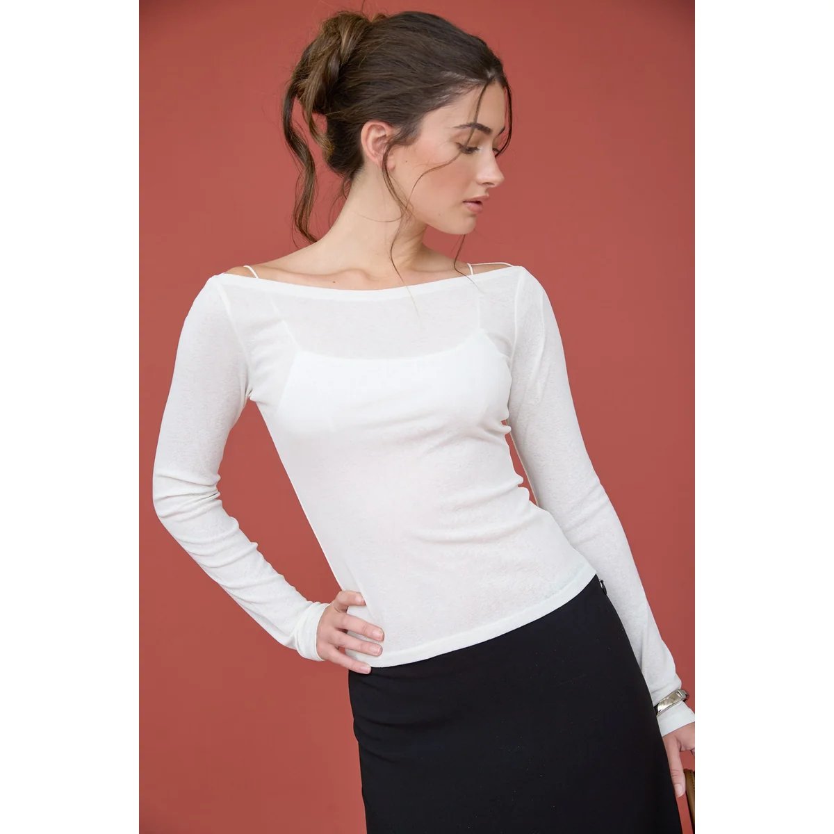 Blusa Manga Larga Escote Barco Ajustada Elegante para Mujer - Image 2