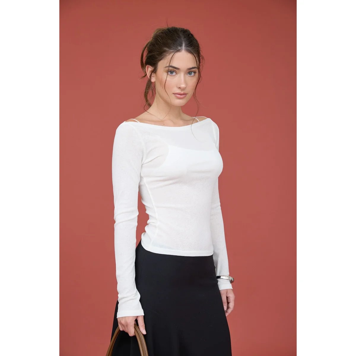 Blusa Manga Larga Escote Barco Ajustada Elegante para Mujer - Image 4