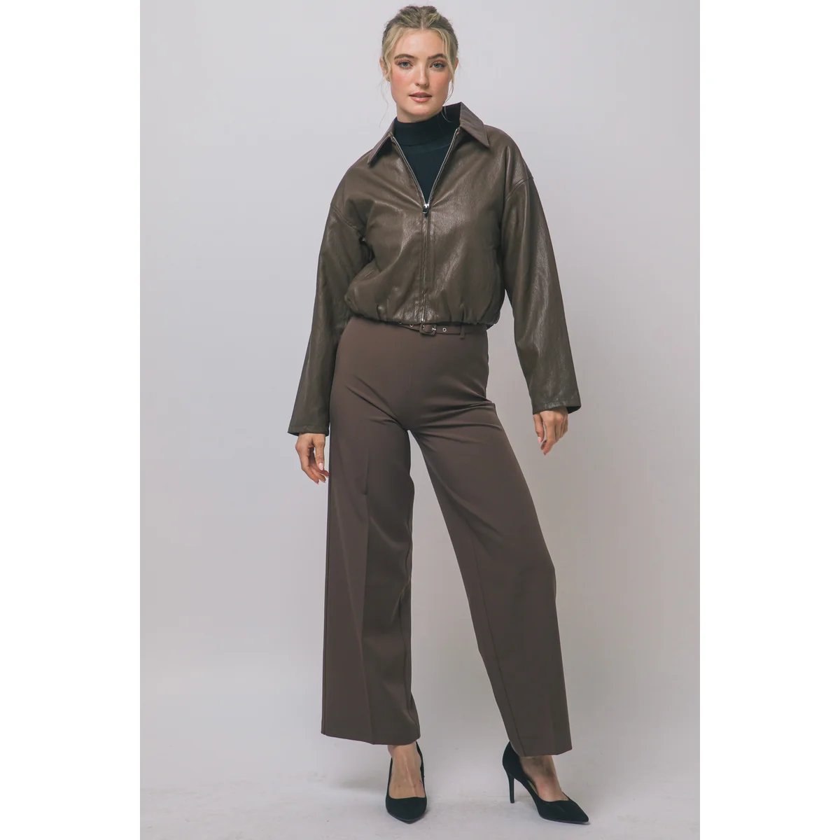 Chamarra Cropped de Vinil Estilo Bomber con Zipper para Mujer - Image 8