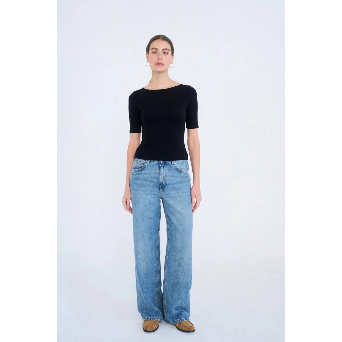 Blusa Crop de Manga Corta en Burdeos Ajustada para Mujer - Image 15